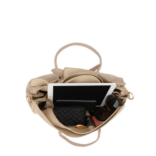 Queen Helena Borsa da Donna in camoscio con tracolla e fibbia Art.LW208 Col.Beige